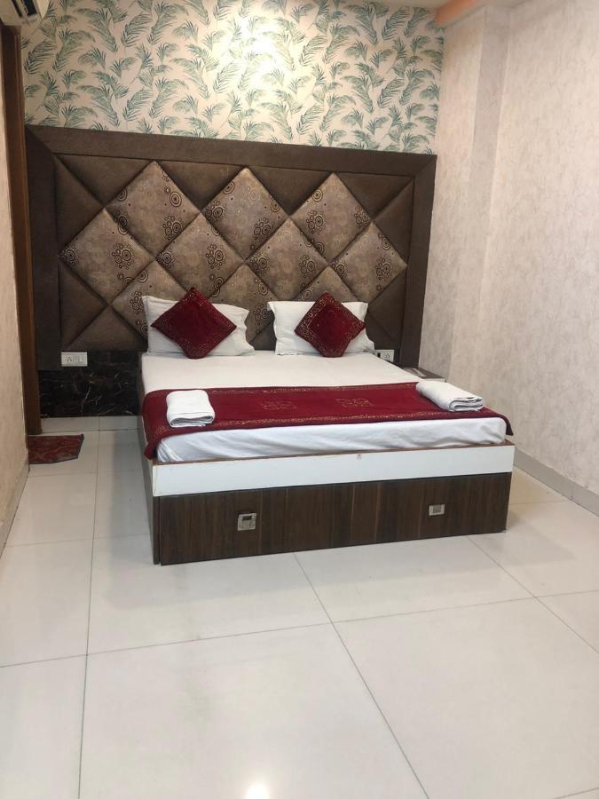 Hotel Robin Inn Amritsar Ngoại thất bức ảnh