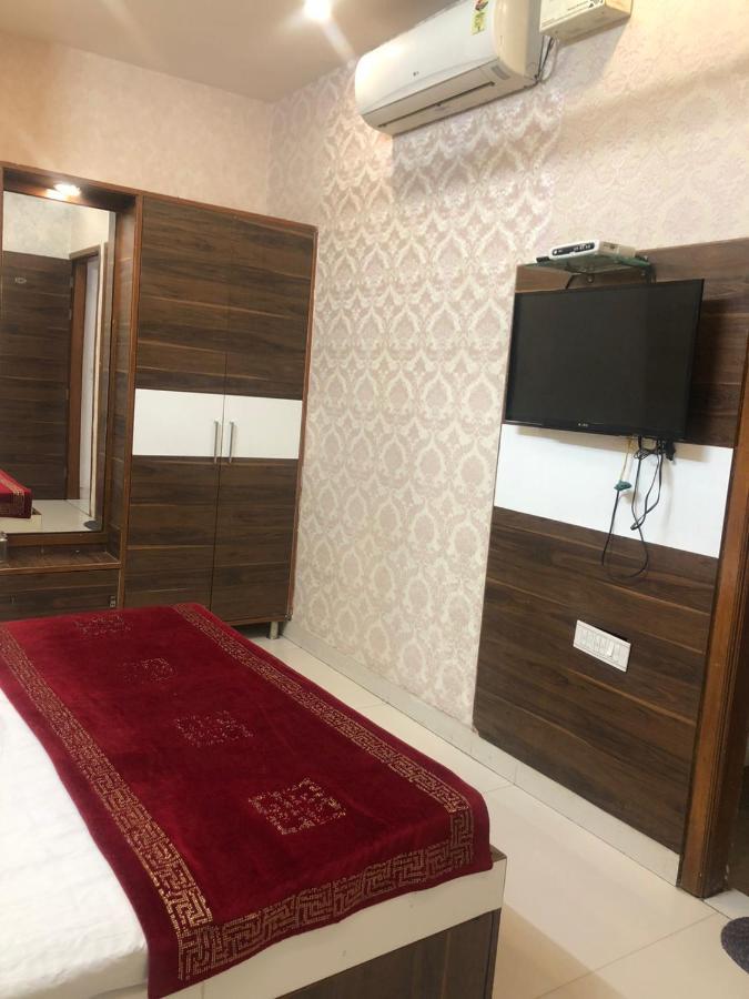 Hotel Robin Inn Amritsar Ngoại thất bức ảnh